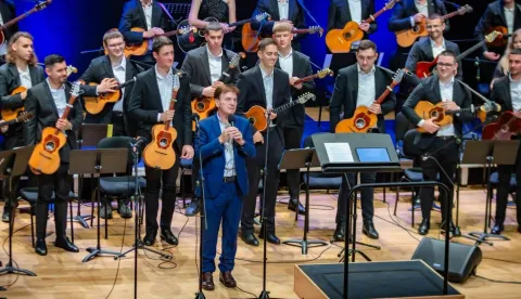 32. koncert Tambura&scaron;ke &scaron;kole Batorek