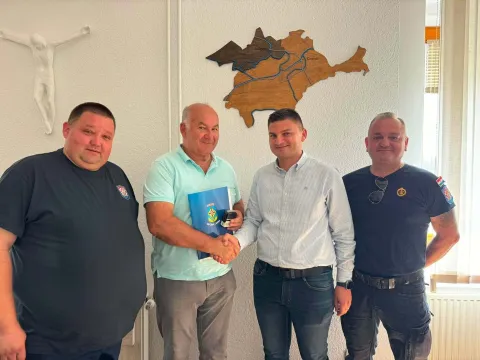 Potpisan je ugovor za gradnju vatrogasnog doma u Cerni, srpanj 2026.foto: Općina Cerna