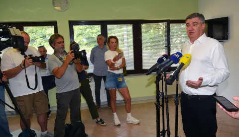 Slunj, 01.07.2026. - Na vojnom poligonu "Eugen Kvaternik" kod Slunja odr?ana je zavr?na vojna vje?ba "Borbena mo? 26" (Combat Power 26). Na slici predsjednik Republike Zoran Milanovi?. foto HINA/ Mladen VOLARI?/ mv
