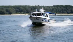 Dalj, 30. 6. 2026., Policijska postaja Dalj - obilazak Dalj; policija; policijska postaja; policijsko plovilo; riječna ophodnja; granična policija; policijski čamac; Dunav; ilustracija; crna kronika