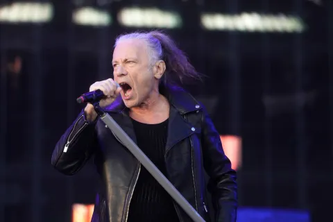 07 June 2026, Rhineland-Palatinate, N?rburg: Bruce Dickinson, singer of the British heavy metal band Iron Maiden, stands on the Utopia Stage of the rock festival "Rock am Ring". Photo: Thomas Frey/dpa Photo: Thomas Frey/DPA
