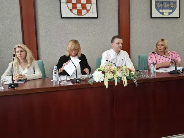 VINKOVCINa sjednici Savjeta za socijalnu skrb i prezentaciji odobrenih projekata iz područja socijalne skrbi u okviru programa "Učinkoviti ljudski potencijali 2021. - 2027." rečeno je da je za 17 udruga i ustanova s područja VSŽ-a odobreno ne&scaron;to vi&scaron;e od 4,5 milijuna eura.srpanj 2026.