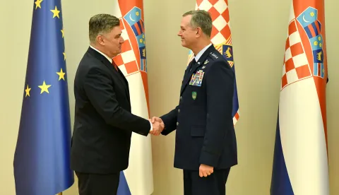 Zagreb, 15.07.2026 - Predsjednik Republike Hrvatske Zoran Milanovi? sastao se u srijedu s generalom Alexusom Grynkewichem, zapovjednikom snaga NATO-a za Europu (SACEUR). foto HINA/ Ured predsjednika RH/ Tomislav BU?LJETA/ ik 