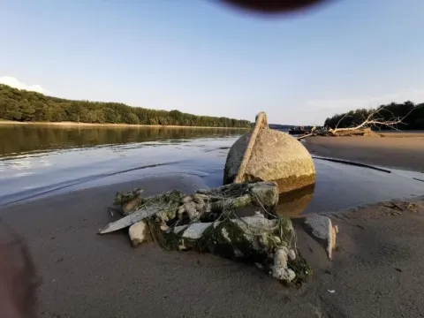 Uni&scaron;tene dvije aviobombe kod Batine