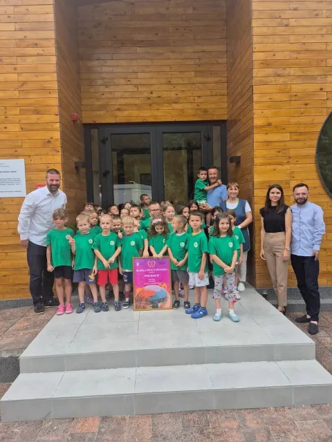 VALPOVO - Dječjem vrtiću Maza uručena je nagrada stručnog žirija za najbolji vrtić koju je osvojio na natječaju u organizaciji portala gradonačelnik.hr.SRPANJ 2026.