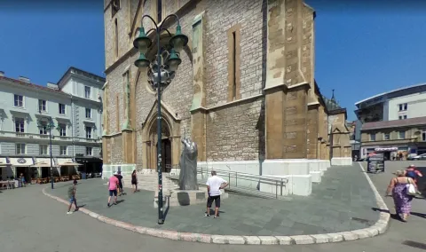 Građani u invalidskim kolicima i dalje ne mogu samostalno ulaziti ni u jednu od crkvi u osječkoj Tvrđi