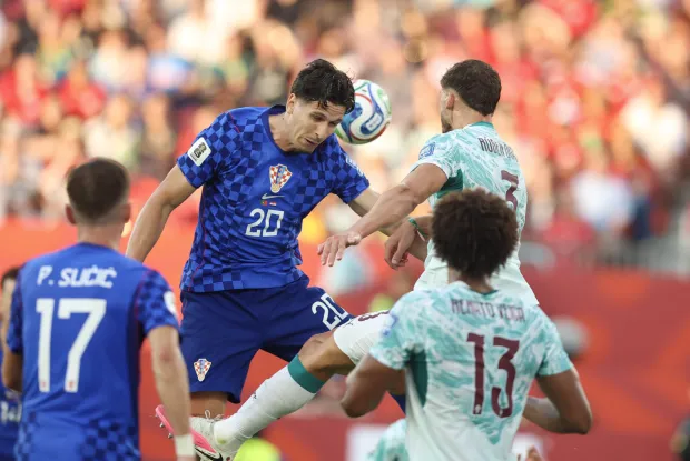 Torongo, 03.07.2026 - Utakmica 1/16 finala Svjetskog nogometnog prvenstva Portugal - Hrvatska u Torontu. Na slici Igor Matanović, Ruben Dias.foto HINA/ Daniel KASAP/ ds