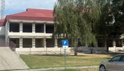 U Osnovnoj &scaron;koli Ivana Kukuljevića, Beli&scaron;će, u tijeku je izvođenje radova na rekonstrukciji i dogradnji prostora radi uvođenja jednosmjenske nastave, vrijednih 8,748.302,72 eura.