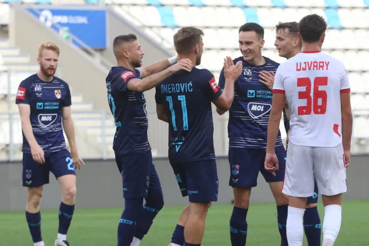 Osijek, 18. 07. 2026, Opus Arena, nogomet, prijateljska utakmica, Osijek - Honved. Ivan Dolček (19).snimio GOJKO MITIĆ