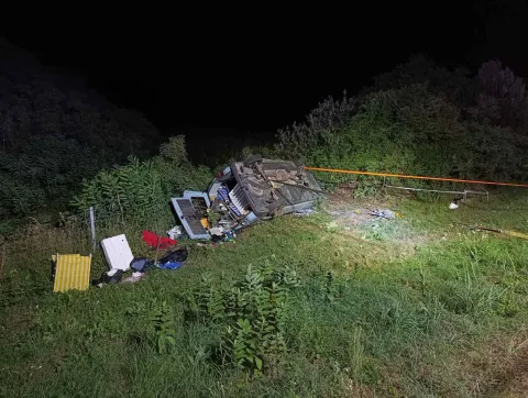 Umor za volanom skrivio prevrtanje kombija na A3