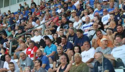 Osijek, 18. 07. 2026, Opus Arena, nogomet, prijateljska utakmica, Osijek - Honved. Navjači Osijeka.snimio GOJKO MITIĆ