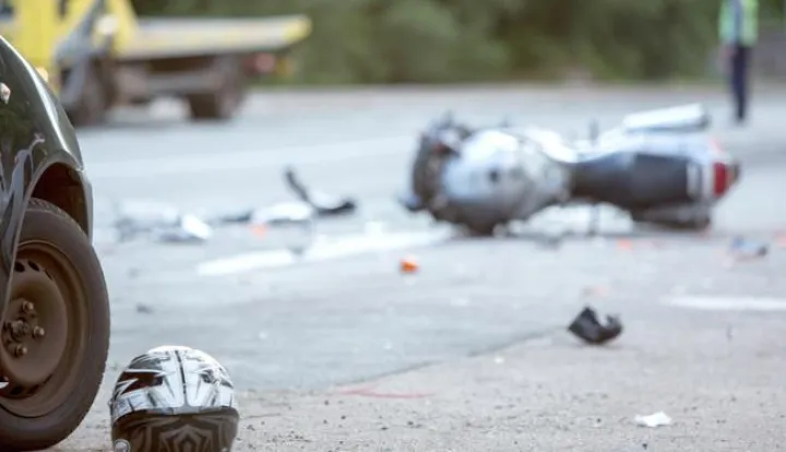24.05.2016., Rijeka - Na drzavnoj cesti 8, Ljubljanskoj cesti, doslo je do prometne nesrece u kojoj su sudjelovali osobno vozilo i motor. Motociklist je u besvjesnom stanju prevezen u bolnicu. Photo: Nel Pavletic/PIXSELL------3 st colorcrna kronika