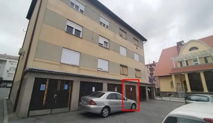 U zakup ponuđene tri garaže, početna im je cijena 38 eura