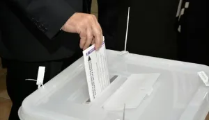 Mostar, 7.10.2018 - Predsjednik HDZ-a BiH i kandidat za hrvatskoga člana Predsjednitva BiH Dragan Čović ustvrdio je u nedjelju u Mostaru kako od izbora očekuju jasnu poruku građana BiH, a to je da ele napredak BiH k Europskoj uniji. foto HINA/ FENA/ Emanuel Soca/ ua