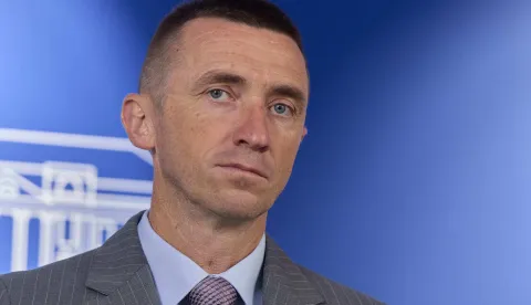 Zagreb, 19.06.2026. - Predsjednik Domovinskog pokreta Ivan Penava održao je konferenciju za medije na temu: Rezolucija o osnaživanju političkog položaja Hrvata u Bosni i Hercegovini. Na fotografiji Ivan Penava. foto HINA/ Edvard &Scaron;U&Scaron;AK