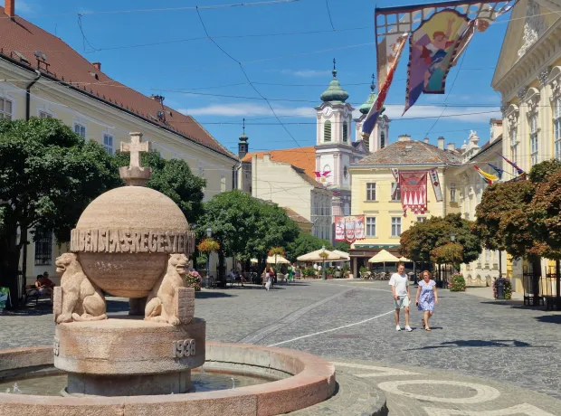 Sz&eacute;kesfeh&eacute;rv&aacute;r &ndash; zaboravljeni glavni grad!