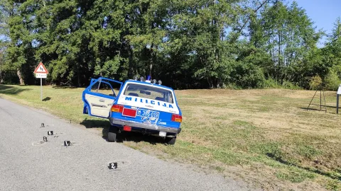 HUMLJANI/PU&Scaron;INA - Rekonstrukcija napada na policijsku patrolu, točnije postav autentičnog automobila u kakvom je poginuo Stjepan MlakarSNIMIO: VLADIMIR GRGURIĆ 