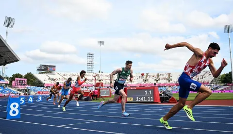 (From L) Croatia's Marino Bloudek, Ireland's Mark English, France's Louey Ouerrat, Kosovo's Leon Thaqi, Spain's Pablo Sanchez-Valladares, Turkey Omer Faruk Bozdag and Italy's Giovanni Lazzaro take the satrt to compete in the men's 800m heat 1 during the European Athletics Championships at Alexander Stadium in Birmingham on August 10, 2026. (Photo by Paul ELLIS/AFP)