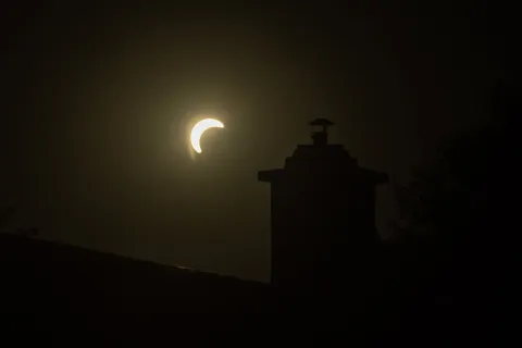 This image shows a partial solar eclipse captured in Gent on Wednesday 12 August 2026. The moon will cover about 90% of the sun during this solar eclipse. BELGA PHOTO %PHOTOGRAPHER Photo: JAMES ARTHUR GEKIERE/BELGA