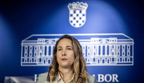 Zagreb, 17.6.2026 - Saborska zastupnica Marija Selak Raspudić (Klub nezavisnih zastupnika) održala je konferenciju za medije s temom "Regulacija dru&scaron;tvenih mreža - &scaron;to čeka Hrvatska?".Foto Hina/ Dario GRZELJ/ dag