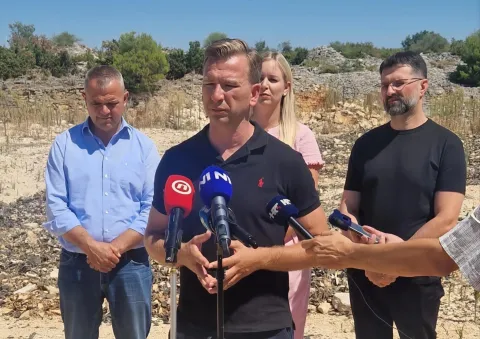 Credit: Zadarska županijaCaption:Ante Babić, Josip Bilaver, Nikolina Baradić i Tomislav Bulić