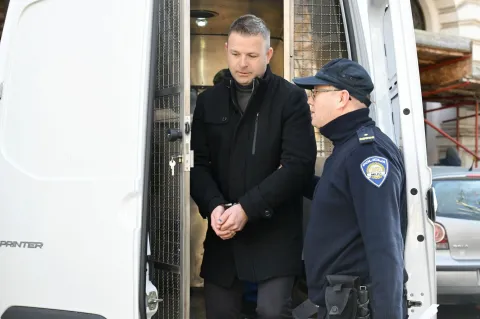 15.02.2025., Zagreb - Privodjenje na Zupanijski sud sedemero osumnjicenih zbog otpada. Josip Sincek Photo: Neva Zganec/PIXSELL