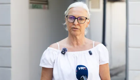 Pula, 10.8.2026. - Du&scaron;ica Radojčić održala je konferenciju za medije o otpadu u Gospiću. Na fotografiji Du&scaron;ica Radojčić. foto HINA/ Ante GUDELJ