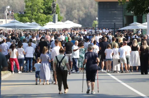 Aljma&scaron;, 15. 08. 2026., Aljma&scaron;, Velika Gospa, sveti&scaron;te, hodoča&scaron;ćeSNIMIO BRUNO JOBST