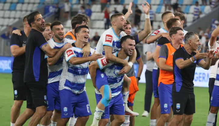 Osijek, 15. 08. 2026, Opus Arena, nogomet, SuperSport Hrvatska nogomenta liga 2026/27. Osijek - Lokomotiva. Slavlje nakon utakmice.snmimio GOJKO MITIĆ