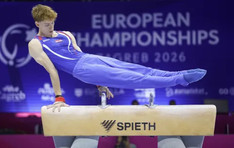 Zagreb, 17.08.2026 - Media Day hrvatske mu&scaron;ke seniorske reprezentacije, uoči početka Europskog prvenstva u mu&scaron;koj sportskoj gimnastici. Na slici Mateo Žugec, konj s hvataljkama.foto HINA/ Damir SENČAR/ ds