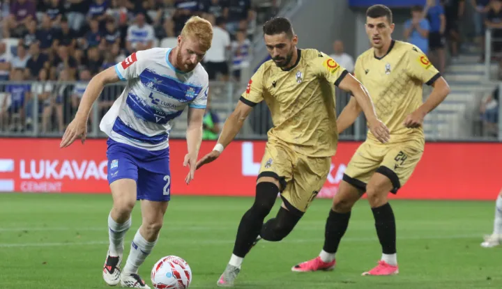 Osijek, 15. 08. 2026, Opus Arena, nogomet, SuperSport Hrvatska nogomenta liga 2026/27. Osijek - Lokomotiva. Luka Vrbančić (23).snmimio GOJKO MITIĆ