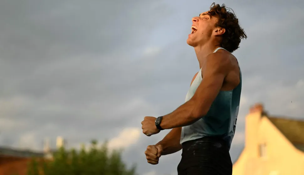 Sweden's Armand Duplantis reacts after clearing the bar as he competes in the men's Pole Vault during the World Athletics Diamond League athletics meeting at the Stade Olympique de la Pontaise in Lausanne, on August 20, 2026. (Photo by Fabrice COFFRINI/AFP)