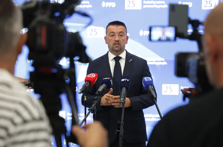 Vukovar, 24. 08. 2026., Gospodarska zona 13, Edukacijski centar PPD, uručenje donacije PPD-a Gradu Vukovaru, izgradnja Stadiona 12 hrvatskih redarstvenika, donacija, PPD, Stadion 12 hrvatskih redarstvenika, Marijan PavličekSNIMIO BRUNO JOBST
