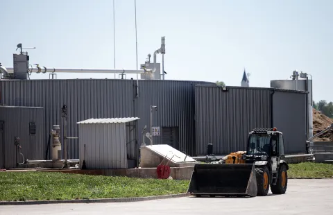 29.7.2017., Gradec - Mjestani Gradeca pored Vrbovca ogorceni su smradom koji se siri iz Agrokorove svinjogojske farme i postrojenja za bioplin. Photo: Petar Glebov/PIXSELL 