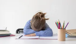 POREMEĆAJI HRANJENJA POPUT ANOREKSIJE I BULIMIJE ČESTO NE IDU SAMI, NEGO IH PRATI NEURODIVERGENTNOSTMain Headline:Roditelji traže bolje prepoznavanje autizma i ADHD-a u zdravstvenom sustavu