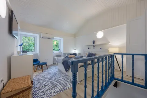 Luna Veli Losinj Old Town Apartment