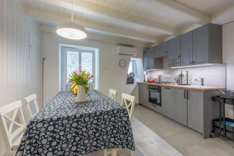 Luna Veli Losinj Old Town Apartment