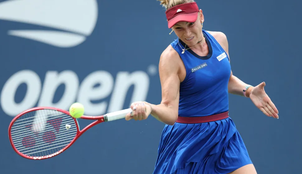 NEW YORK NEW YORK - AUGUST 30: Donna Vekic of Croatia returns a shot against Talia Gibson of Australia during their Women's Singles First Round match on Day One of the 2026 US Open at USTA Billie Jean King National Tennis Center on August 30, 2026 in the Flushing neighborhood of the Queens borough of New York City. Al Bello/Getty Images/AFP (Photo by AL BELLO/GETTY IMAGES NORTH AMERICA/Getty Images via AFP)