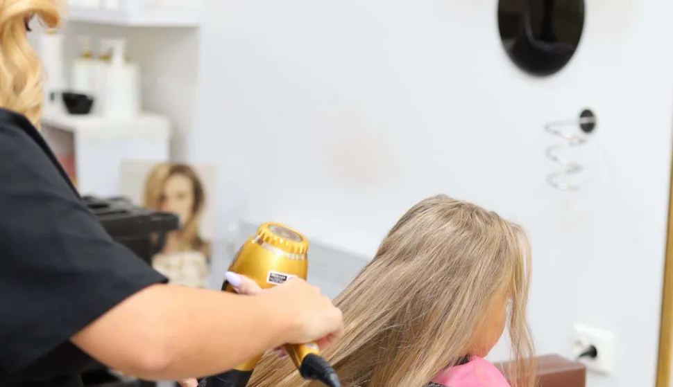 Akcija studija Bellas: Besplatne frizure za uzbuđene prva&scaron;iće