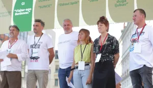Zagreb,5.09.2026 -Održan je prosvjed "Hodaj za Liku, hodaj za Hrvatsku", kojim se želi upozoriti na probleme vezane za desetke tisuće tona ilegalno odloženog otpada na gospićkom području, počinje u podne u organizaciji Građanske inicijative "Gospić je na&scaron; dom".Foto HINA/Tomislav Pavlek/tp
