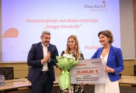 Marina Fruk s čelnicima Podravkefoto: Podravka