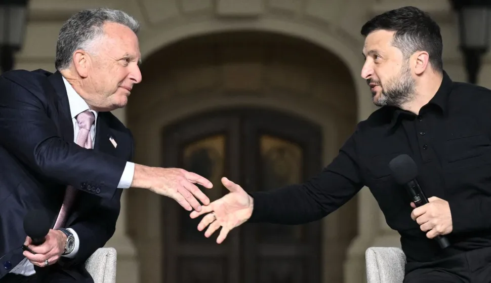 TOPSHOT - Ukraine's President Volodymyr Zelensky (R) shakes hands with US Special Envoy Steve Witkoff (L) during a joint press conference following their talks in Kyiv on September 6, 2026, amid the Russian invasion of Ukraine. US envoy Steve Witkoff said he and fellow emissary Jared Kushner held "important" talks on September 6, 2026 with Ukrainian President Volodymyr Zelensky on ending the war with Russia -- but offered no sign of a breakthrough. (Photo by Genya SAVILOV/AFP)