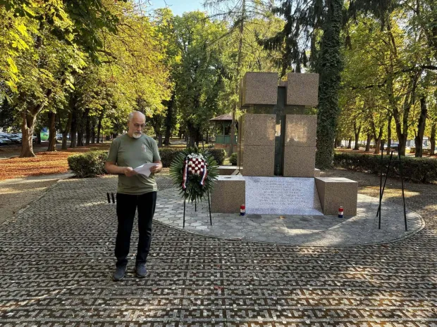 Udruga Hrvatska izvandomovinska lirika