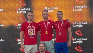 Martinović i Salaj - ista visina, isti broj skokova. Obojica prvaci