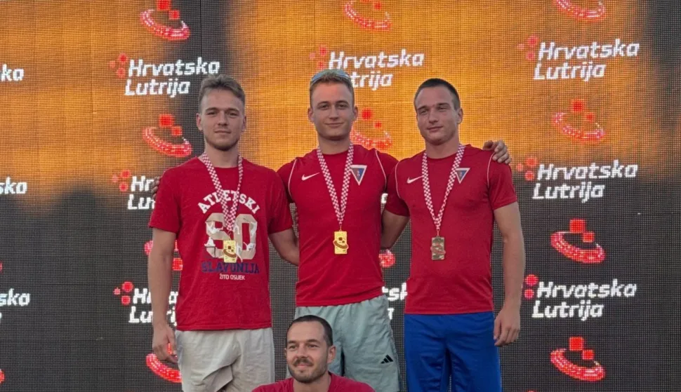 Martinović i Salaj - ista visina, isti broj skokova. Obojica prvaci