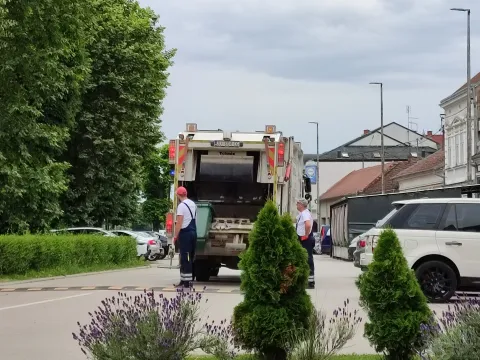 Sakupljanje otpada u Županji, srpanj 2023.snimila Marija Le&scaron;ić Omerović