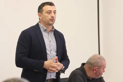 Osijek, 05. 05. 2026, Kuća nogometa, Kupsak ulica. Izvanredna izborna skup&scaron;tina Nogometnao sredi&scaron;ta Osijek...snimio GOJKO MITIĆ