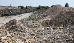 Benkovačko selo, 09.09.2026. - U biv&scaron;em kamenolomu Kukalj zakopavan opasni plasticni otpad koji je uvezen iz Italije i Slovenije te od dobavljaca iz Hrvatske.Foto HINA/ Zvonko KUCELIN