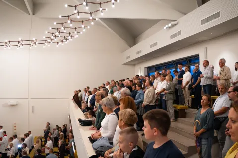 Osijek, 14. 9. 2026., Blagoslov obnovljene crkve, Župa Uzvi&scaron;enja Sv. Križa, Retfalacrkva; obnova; blagoslov; Retfala; biskup; svećenici; vjernici