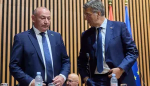 Zagreb, 15.09.2026. - Aktualnim prijepodnevom započela je 12. sjednica Hrvatskog sabora.Na fotografiji Tomo Medved, Andrej Plenković.foto HINA/ Edvard &Scaron;U&Scaron;AK/ es